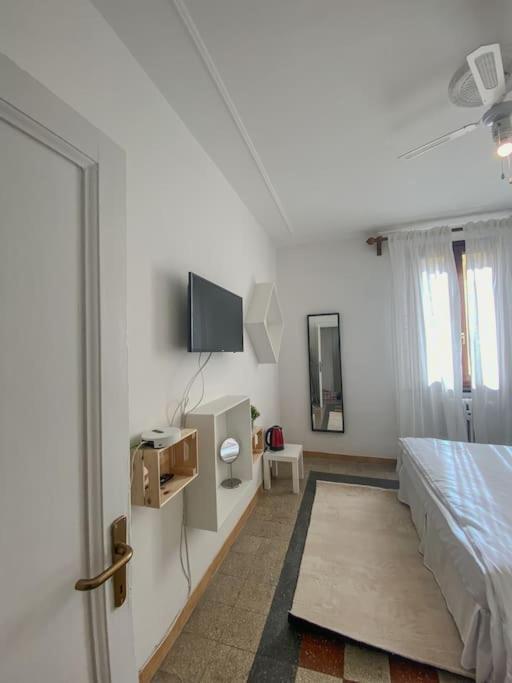 Apartment Netflix & Wi-fi Dacia Rom